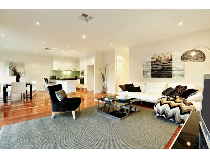 4/4 Doulton Road, Blackburn VIC 3130