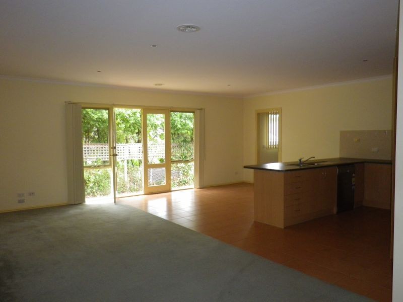 3/2 John Street, Blackburn VIC 3130