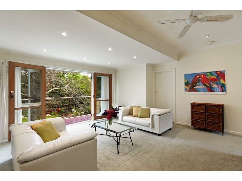 41 Glen Ebor Avenue, Blackburn VIC 3130