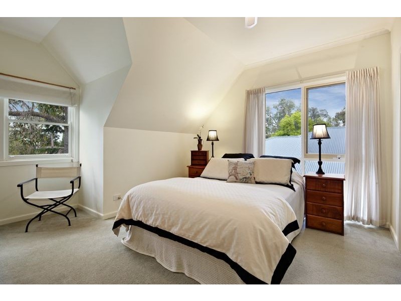 41 Glen Ebor Avenue, Blackburn VIC 3130