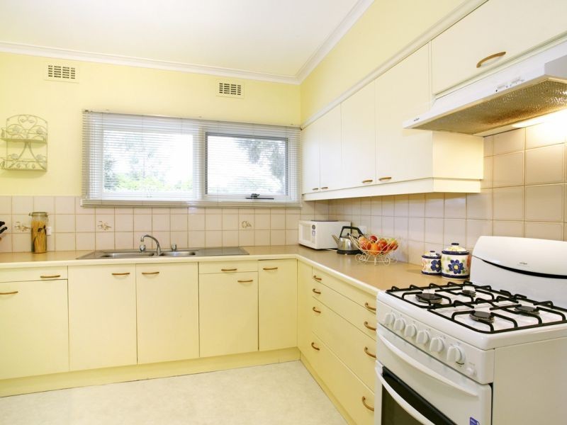 7 Glenice Avenue, Blackburn South VIC 3130