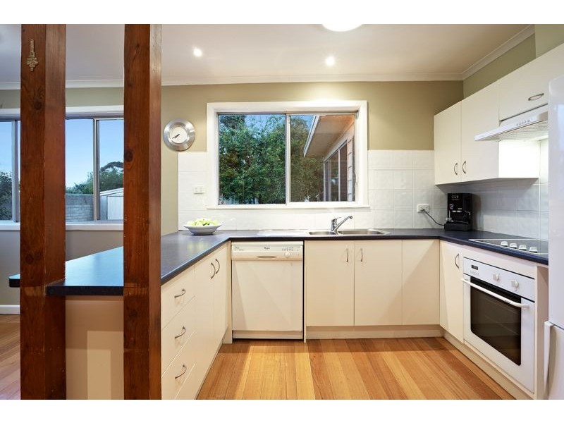 11 Southey Street, Blackburn North VIC 3130