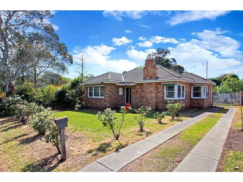 31 Banksia Street, Blackburn VIC 3130