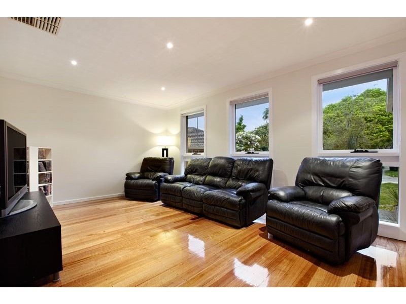 26 Kevin Avenue, Blackburn VIC 3130