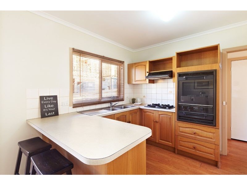 2/53 Percy Street, Mitcham VIC 3132