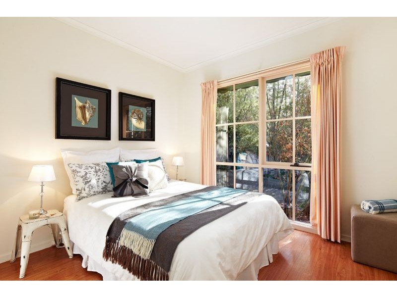 2/53 Percy Street, Mitcham VIC 3132