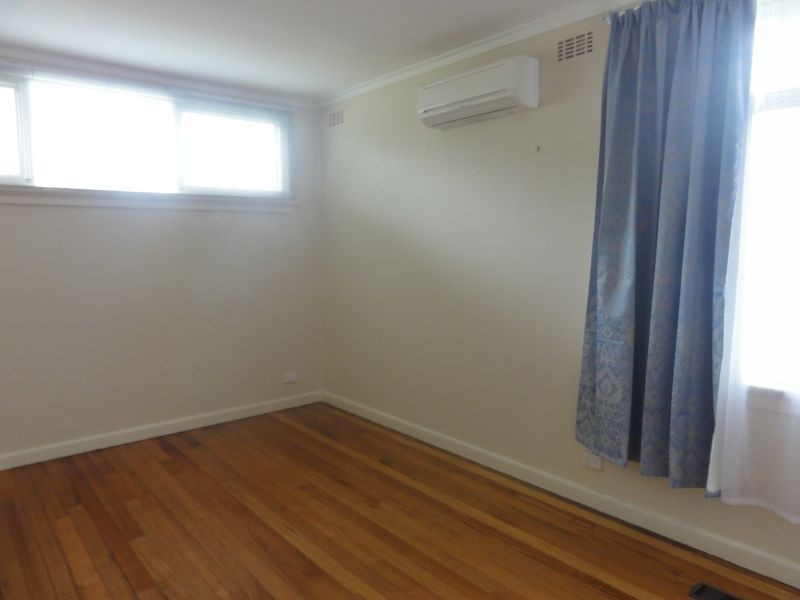 15 Iris Street, Burwood VIC 3125