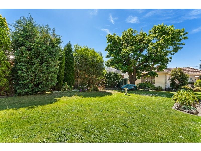 12 Wilton Street, Blackburn North VIC 3130