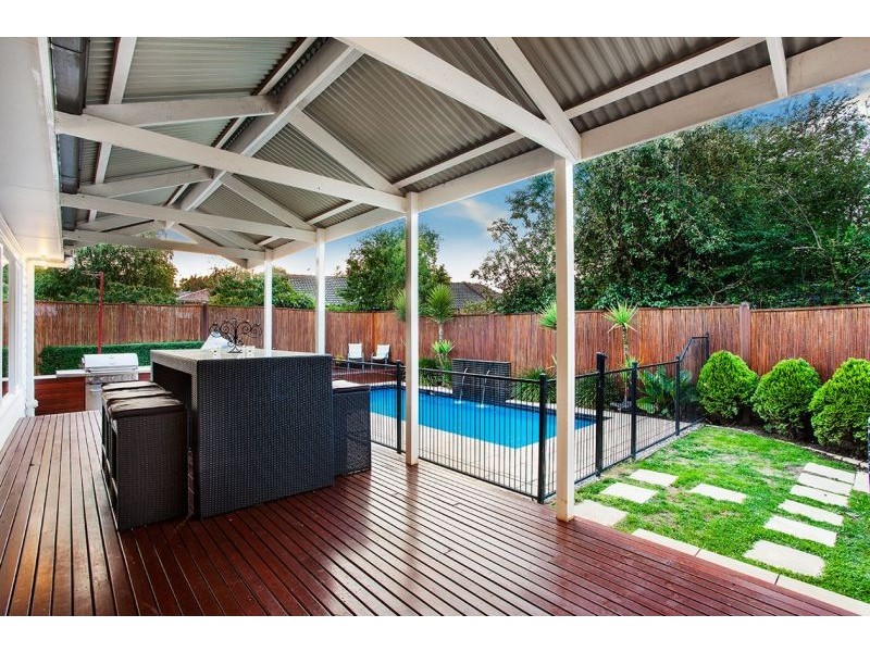 6 Beddoe Road, Vermont VIC 3133