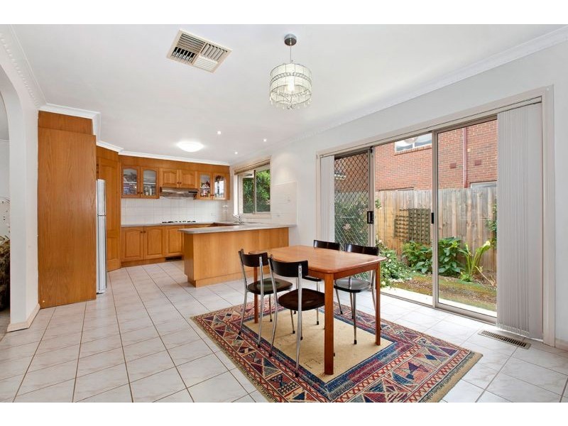 2/8 Sellers Street, Glen Waverley VIC 3150