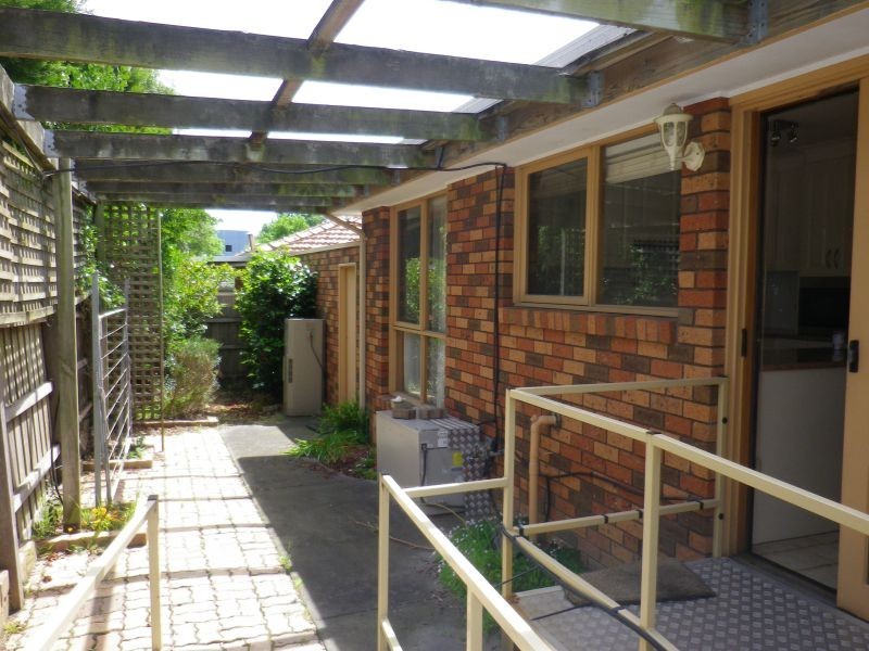 2/110 Carrington Road, Box Hill VIC 3128