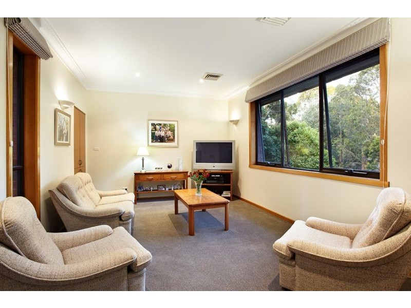 10 Haddon Court, Mitcham VIC 3132