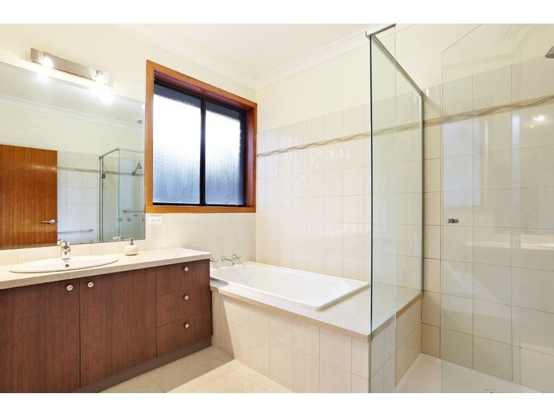 10 Haddon Court, Mitcham VIC 3132