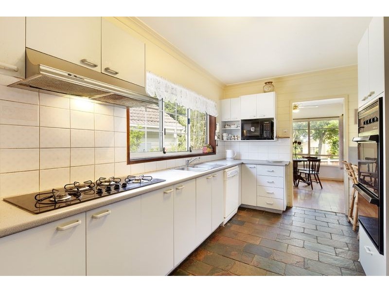 27 Indra Road, Blackburn South VIC 3130
