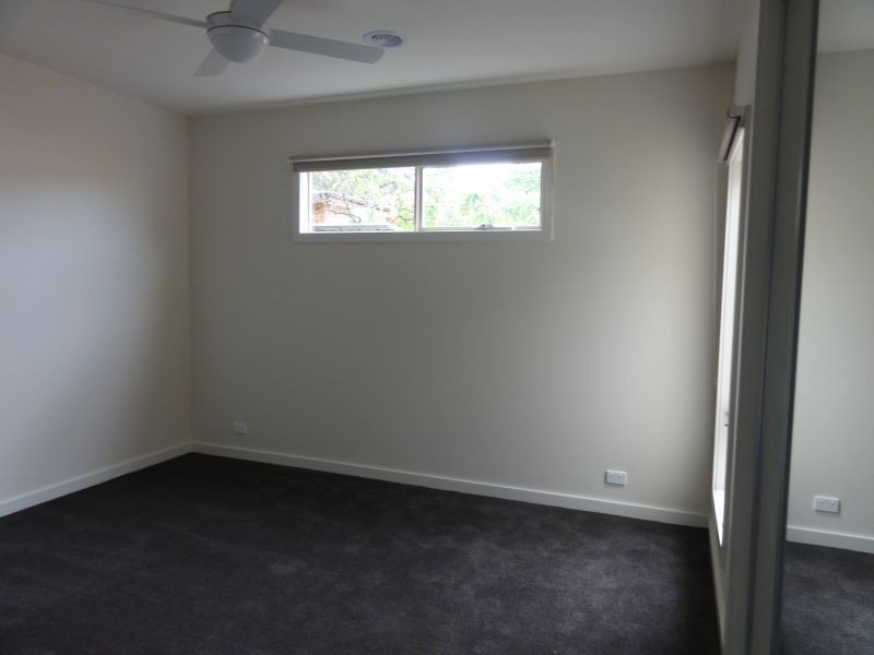 2/12 Rishon Avenue, Blackburn South VIC 3130