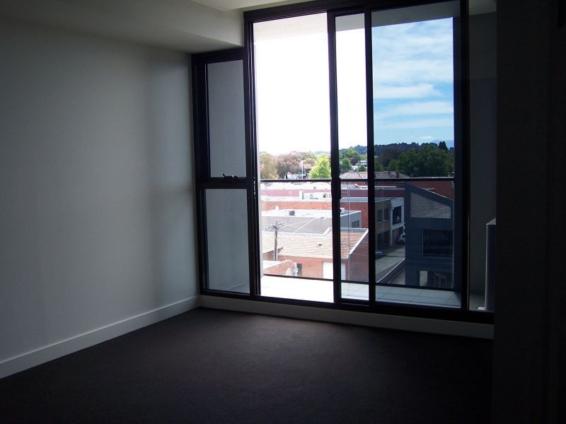 613B/1-19 Colombo Street, Mitcham VIC 3132