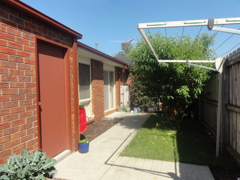 2/18 Stud Road, Bayswater VIC 3153