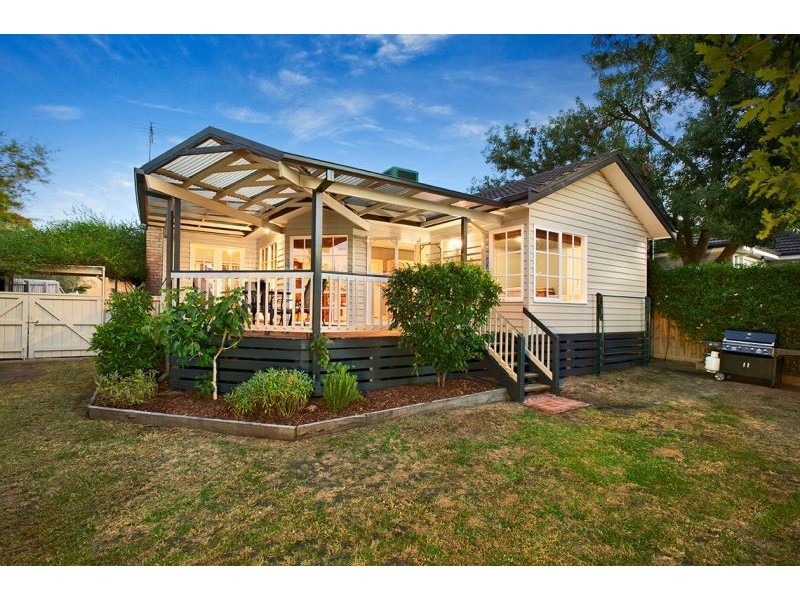 14 Simon Street, Blackburn North VIC 3130