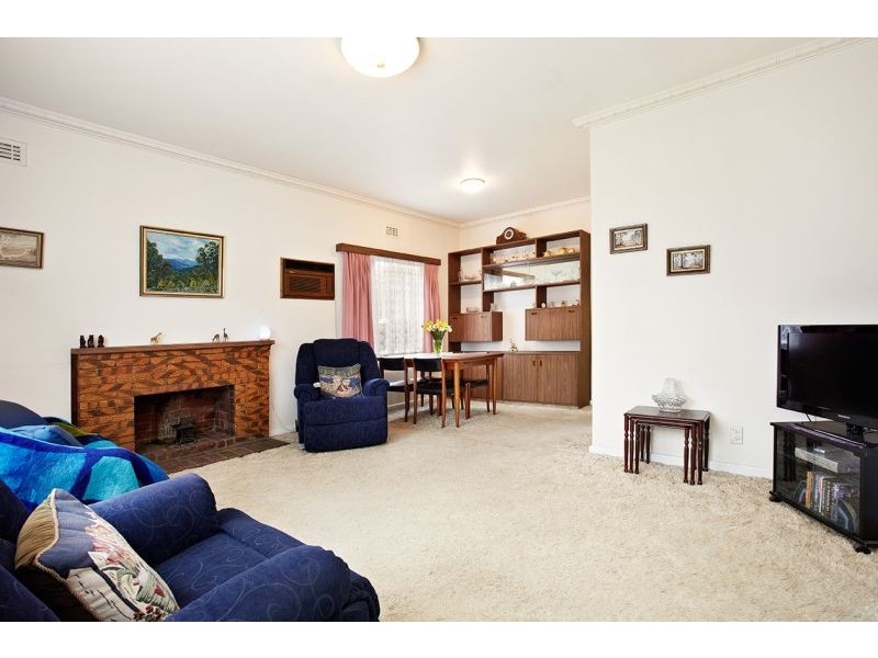 20 Mountain View Road, Nunawading VIC 3131