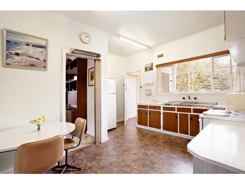 20 Mountain View Road, Nunawading VIC 3131