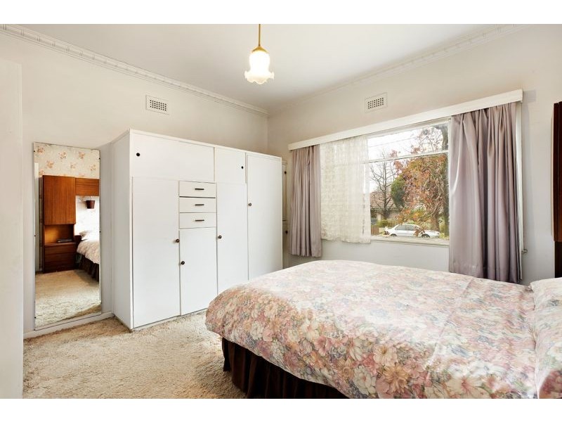 20 Mountain View Road, Nunawading VIC 3131