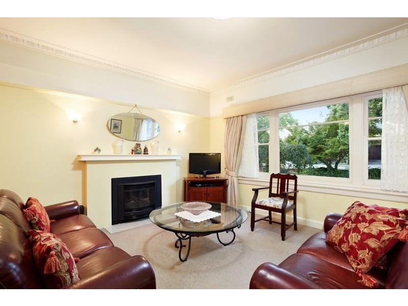 1/20 Glen Ebor Avenue, Blackburn VIC 3130