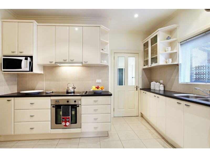 1/20 Glen Ebor Avenue, Blackburn VIC 3130