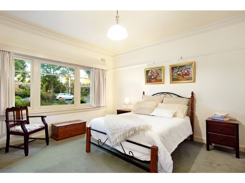 1/20 Glen Ebor Avenue, Blackburn VIC 3130