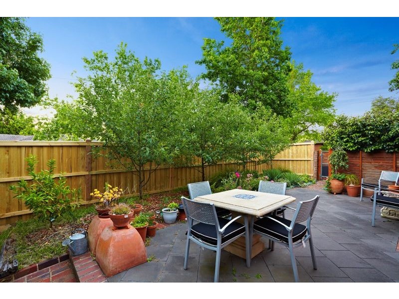 1/20 Glen Ebor Avenue, Blackburn VIC 3130