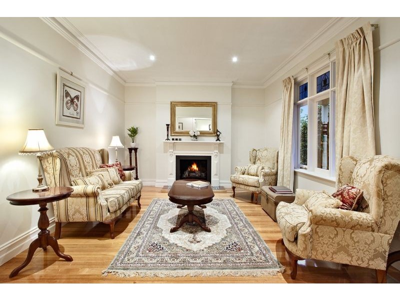 36 Carinya Road, Vermont VIC 3133