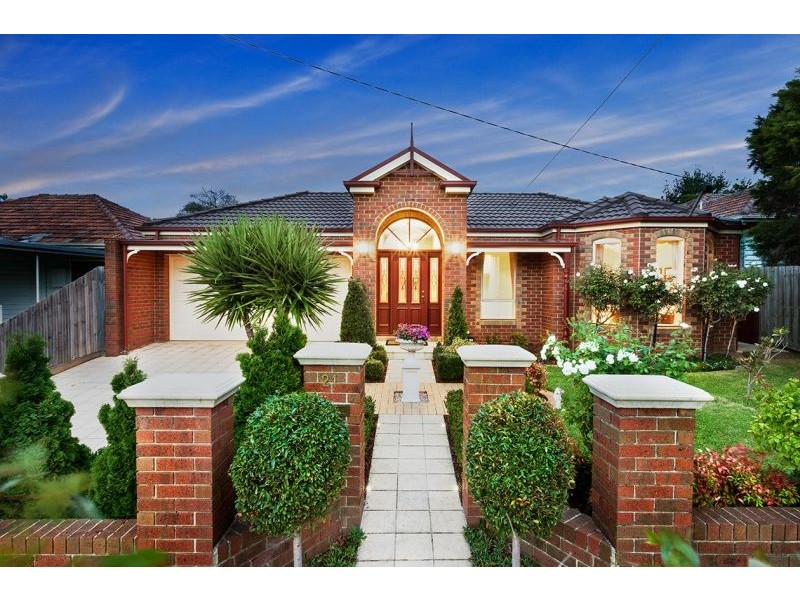 21 Amery Avenue, Blackburn VIC 3130