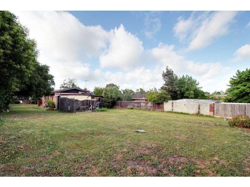 5 Lithgow Avenue, Blackburn VIC 3130