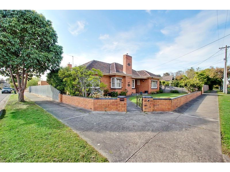 41 Lawrence Street, Blackburn South VIC 3130