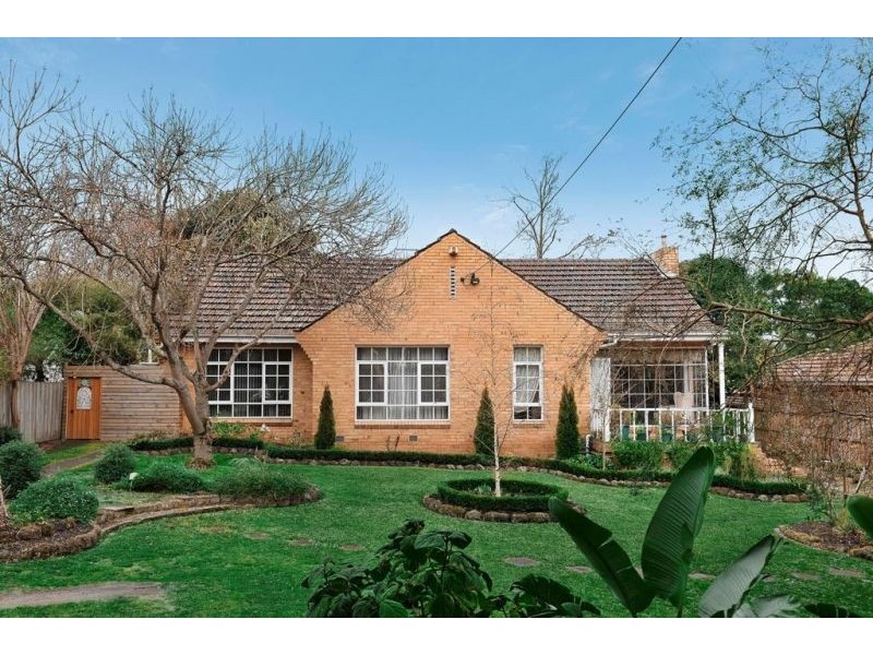 8 Tyrrell Avenue, Blackburn VIC 3130