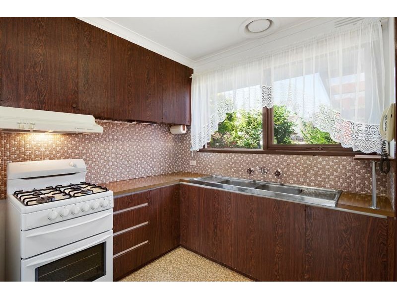 4/11 McClares Road, Vermont VIC 3133