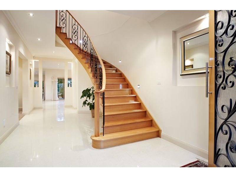 5 Burch Street, Blackburn North VIC 3130