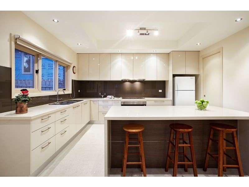 5 Burch Street, Blackburn North VIC 3130