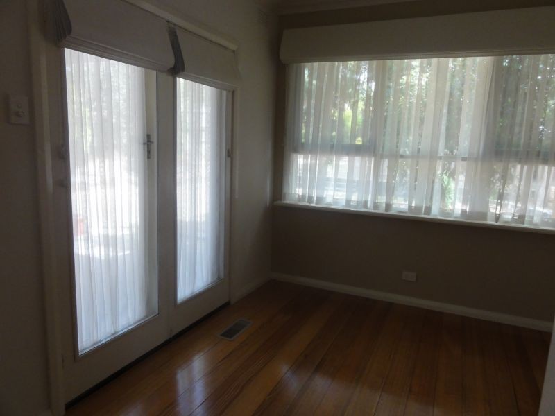 18 Tasman Avenue, Nunawading VIC 3131