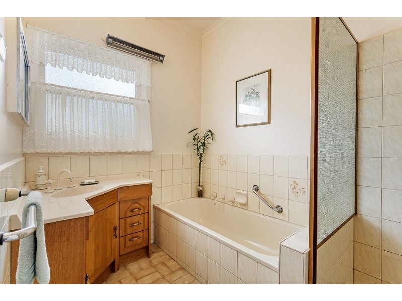 31 Woodcrest Road, Vermont VIC 3133