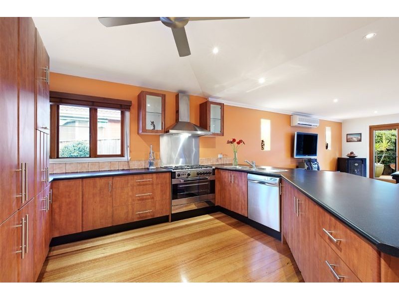 29 Caroline Crescent, Blackburn North VIC 3130