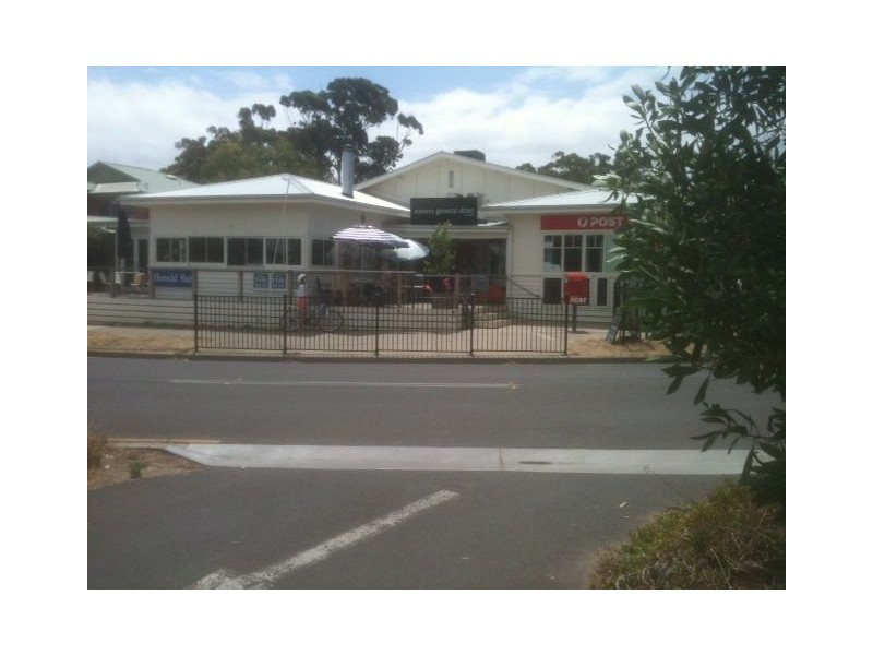 16 South Beach Road, Somers VIC 3927