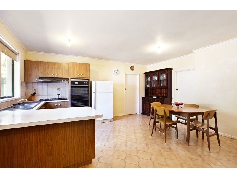 32 Grange Road, Blackburn South VIC 3130