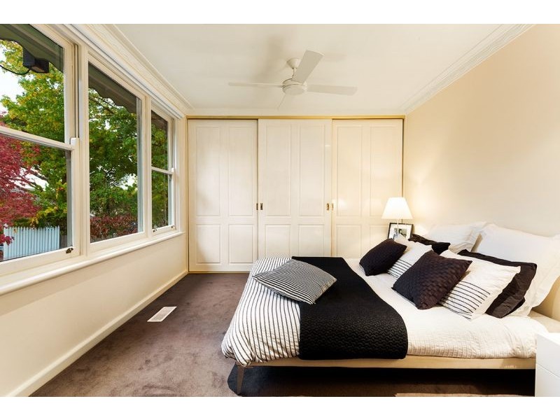 23 Mountain View Road, Nunawading VIC 3131