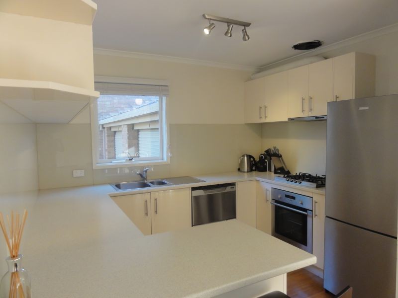 4/35 Middlefield Drive, Blackburn North VIC 3130