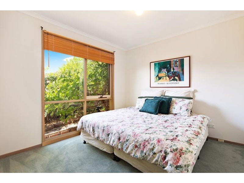 17 Mardion Drive, Nunawading VIC 3131