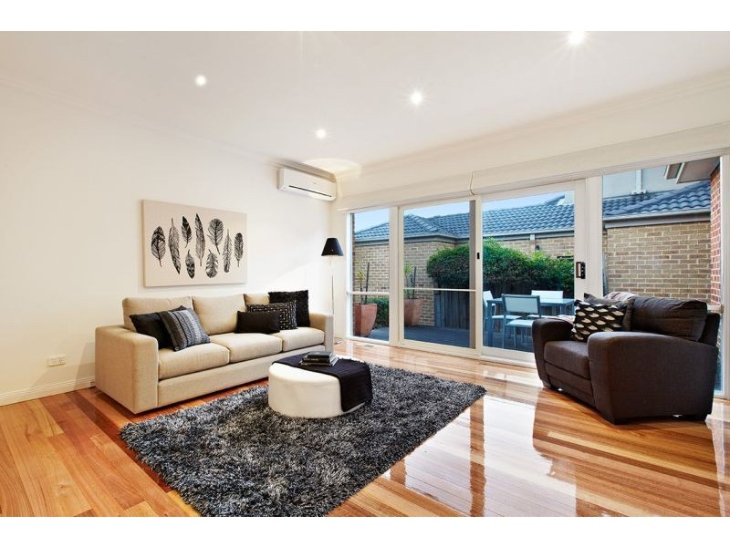 2A Oakham Avenue, Burwood East VIC 3151