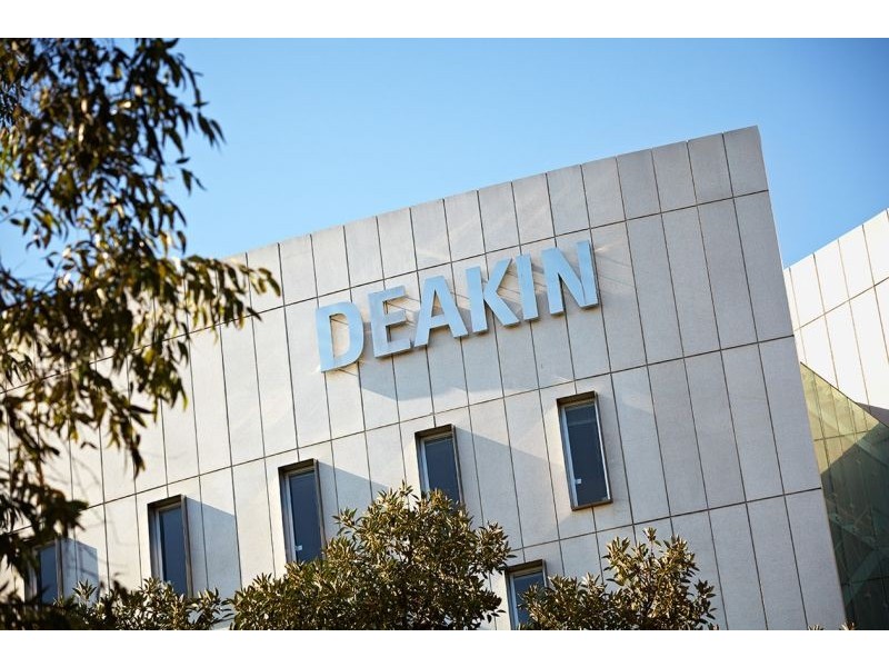 2A Oakham Avenue, Burwood East VIC 3151