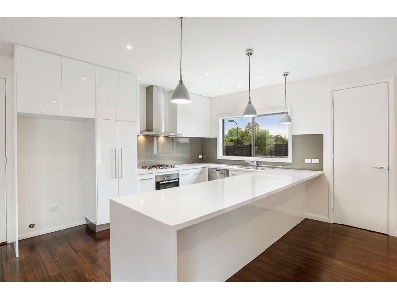 2/87 Albion Road, Box Hill VIC 3128