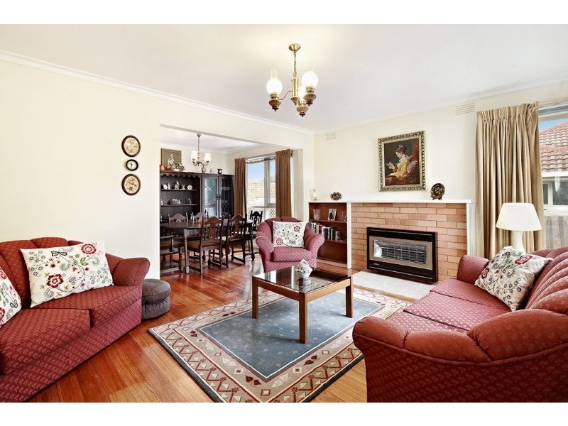 12 Taylor Avenue, Burwood East VIC 3151