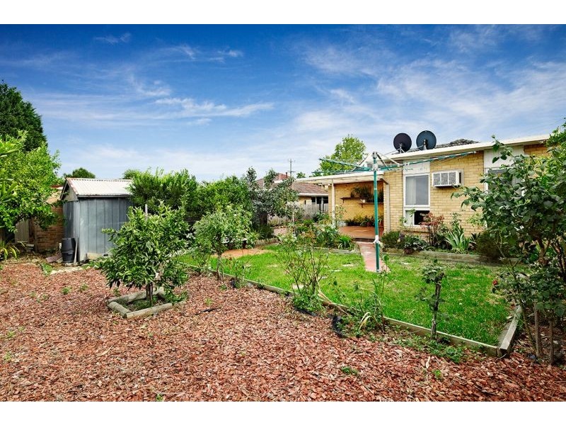 12 Taylor Avenue, Burwood East VIC 3151